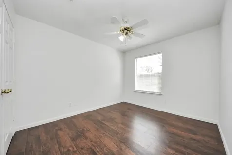 1722 Newmark Drive Houston TX 77014