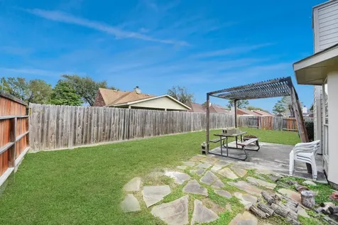 1722 Newmark Drive Houston TX 77014