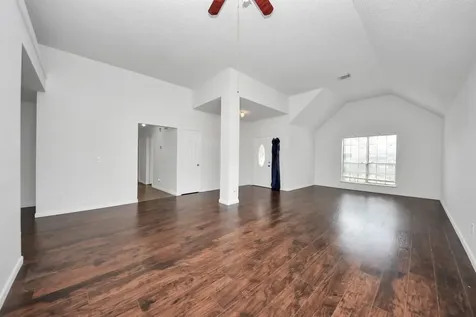 1722 Newmark Drive Houston TX 77014