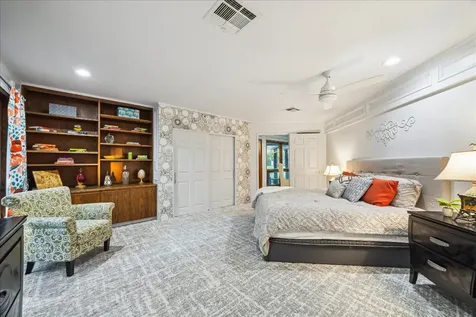 1717 S Columbia Drive West Columbia TX 77486