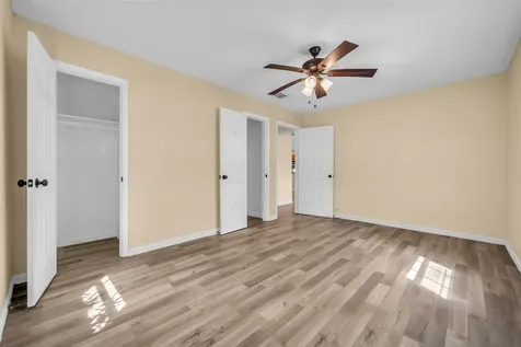 2915 Robertson Street Houston TX 77009