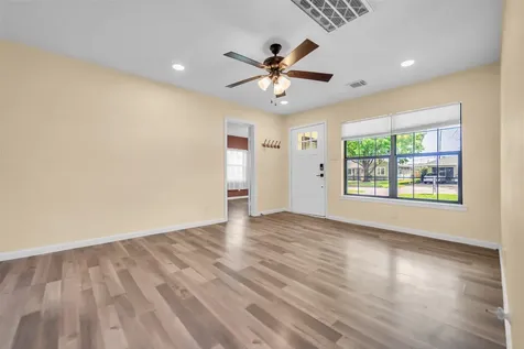 2915 Robertson Street Houston TX 77009