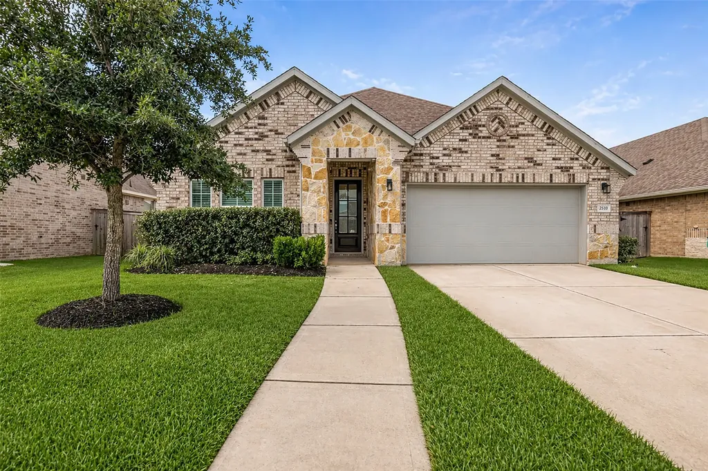 2510 Hatton Terrace Lane Pearland TX 77089