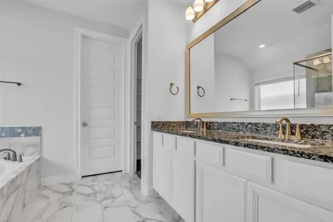 2510 Hatton Terrace Lane Pearland TX 77089