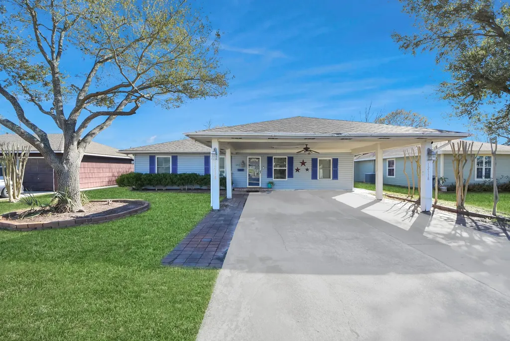 12118 Palmbeach Street Houston TX 77034