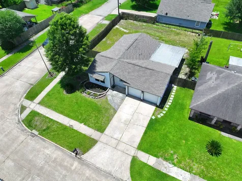 9623 Seeker Street Houston TX 77078