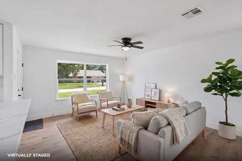 9623 Seeker Street Houston TX 77078