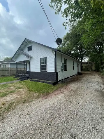 3950 Congress Street Beaumont TX 77705