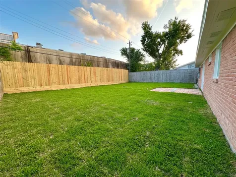 9539 Beverlyhill Street Houston TX 77063