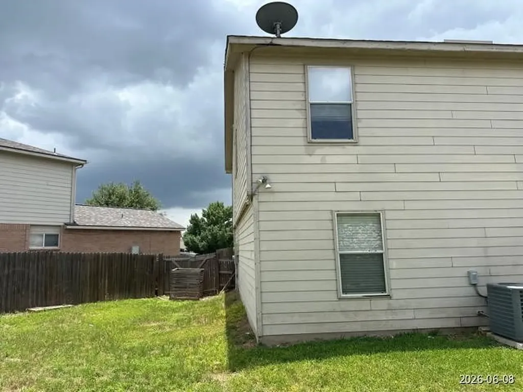 8403 Stream Run San Antonio TX 78249
