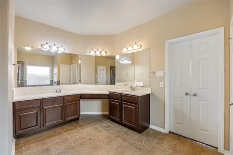 1111 Haye Road Friendswood TX 77546