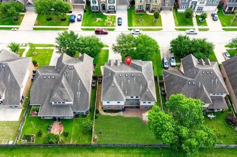 1111 Haye Road Friendswood TX 77546