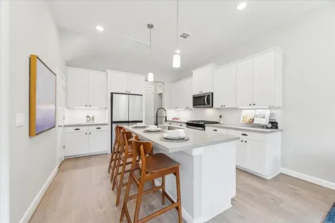 5213 Amber Sunrise Drive Houston TX 77018