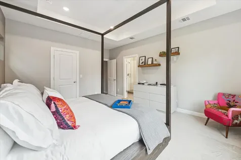 5213 Amber Sunrise Drive Houston TX 77018