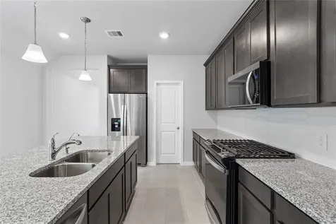 19555 Montgomery Ridge Way Montgomery TX 77316