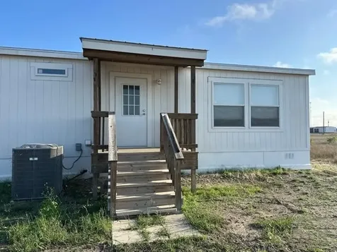 6635 County Road 152 Pawnee TX 78102