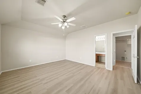 2134 Vermillion Oak Street Fresno TX 77545