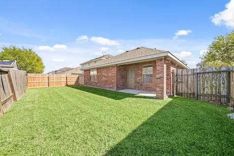 2134 Vermillion Oak Street Fresno TX 77545