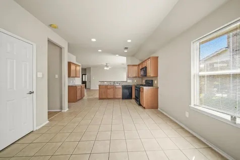 2134 Vermillion Oak Street Fresno TX 77545