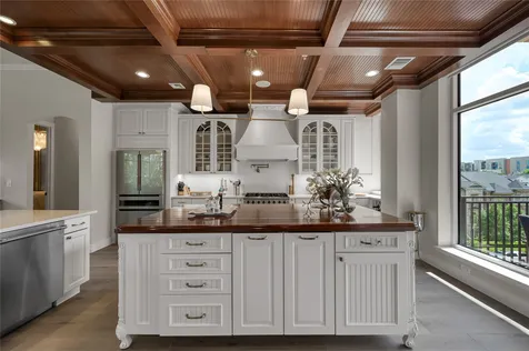 1 Waterway Court 3f/4f The Woodlands TX 77380