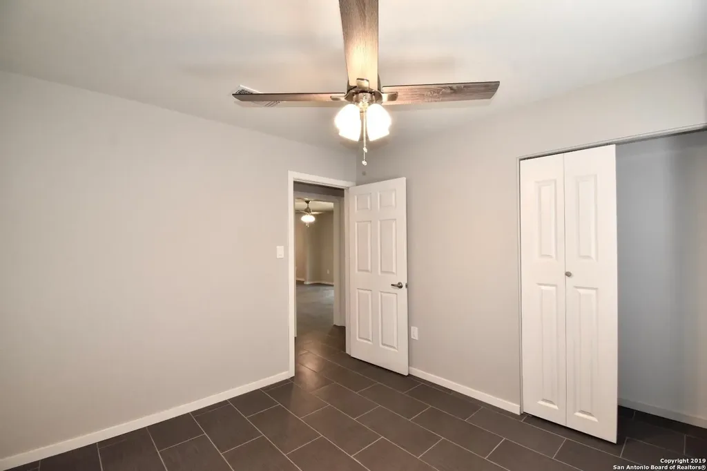 4915 Fridell Street San Antonio TX 78237