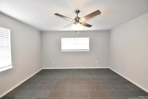 4915 Fridell Street San Antonio TX 78237