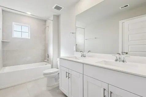 6445 Green Clover Lane Pearland TX 77584