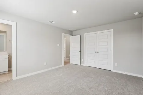 6445 Green Clover Lane Pearland TX 77584