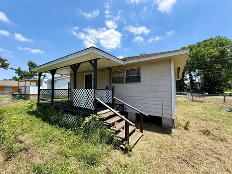 7801 Glass Street Houston TX 77016