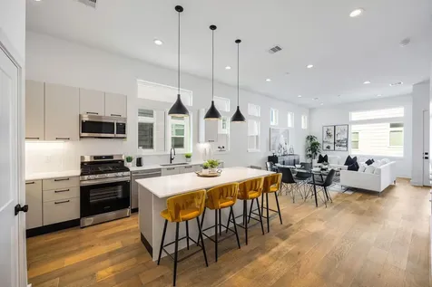 303 Marcella Street F Houston TX 77091