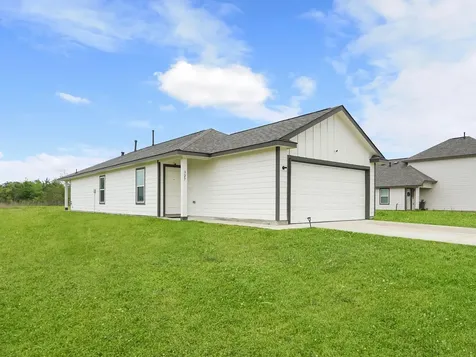 327 Road 5138 Road Cleveland TX 77327