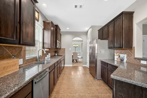 3516 Arezzo Circle Friendswood TX 77546