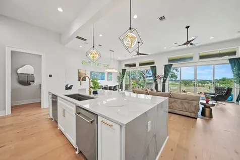 2758 Lakeshore Drive Canyon Lake TX 78133