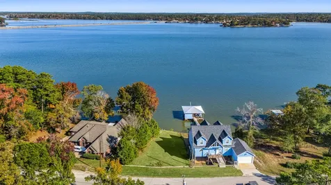 592 Lakefront Drive Onalaska TX 77360