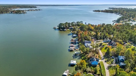 592 Lakefront Drive Onalaska TX 77360