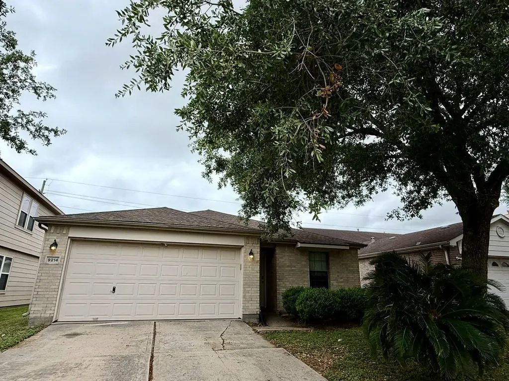 9214 Purston Court Houston TX 77083
