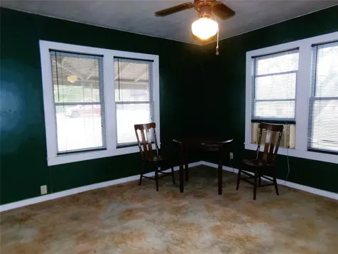403 N West Street Weimar TX 78962