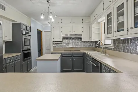 903 Horlock Street Navasota TX 77868