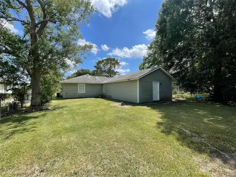 1241 Chevy Chase Drive Angleton TX 77515