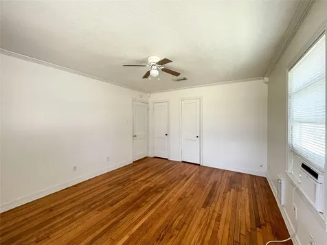 1241 Chevy Chase Drive Angleton TX 77515