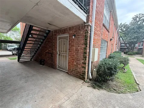 9201 Clarewood Drive 72 Houston TX 77036