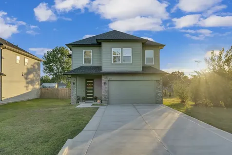 212 S Lobit Street La Porte TX 77571
