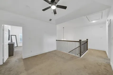 212 S Lobit Street La Porte TX 77571
