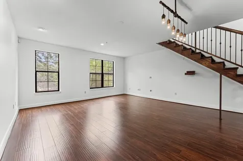 1602 Elgin Street 10 Houston TX 77004
