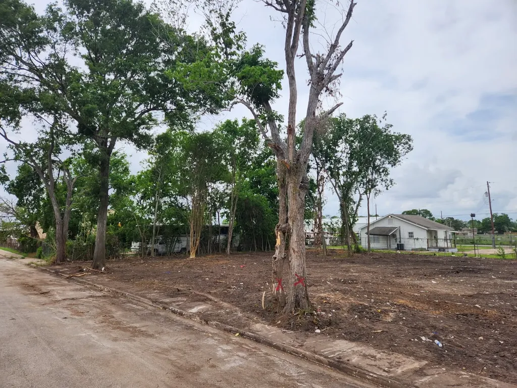 5410 Broom Street Houston TX 77091