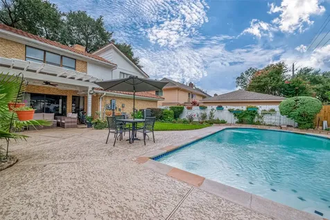 1755 Carriage Way Sugar Land TX 77478