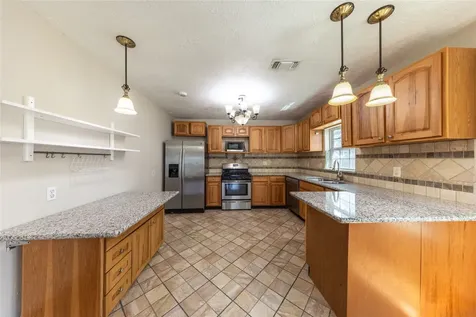 1229 W 21st Street Houston TX 77008