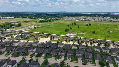 6714 Atlasridge Drive Houston TX 77048
