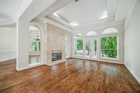11 Twin Greens Court Houston TX 77339