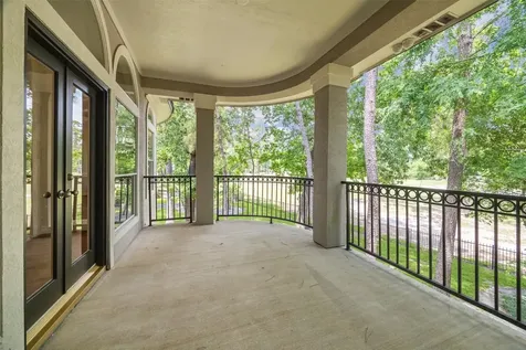 11 Twin Greens Court Houston TX 77339